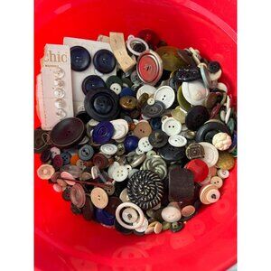 5 pounds vintage button mix crafts